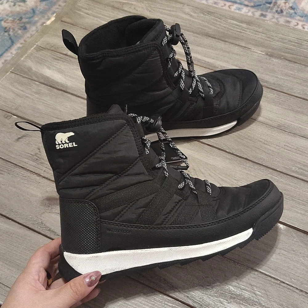 New Sorel Kids Whitney™ II Short Lace Boot Size US 4 EU 35